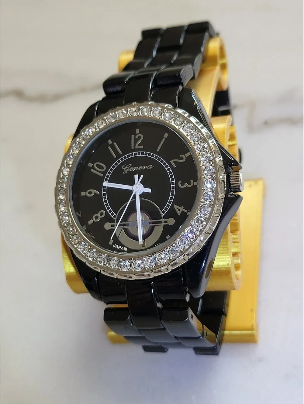 NWT Geneva Mens Watch New Battery 40mm 8.75